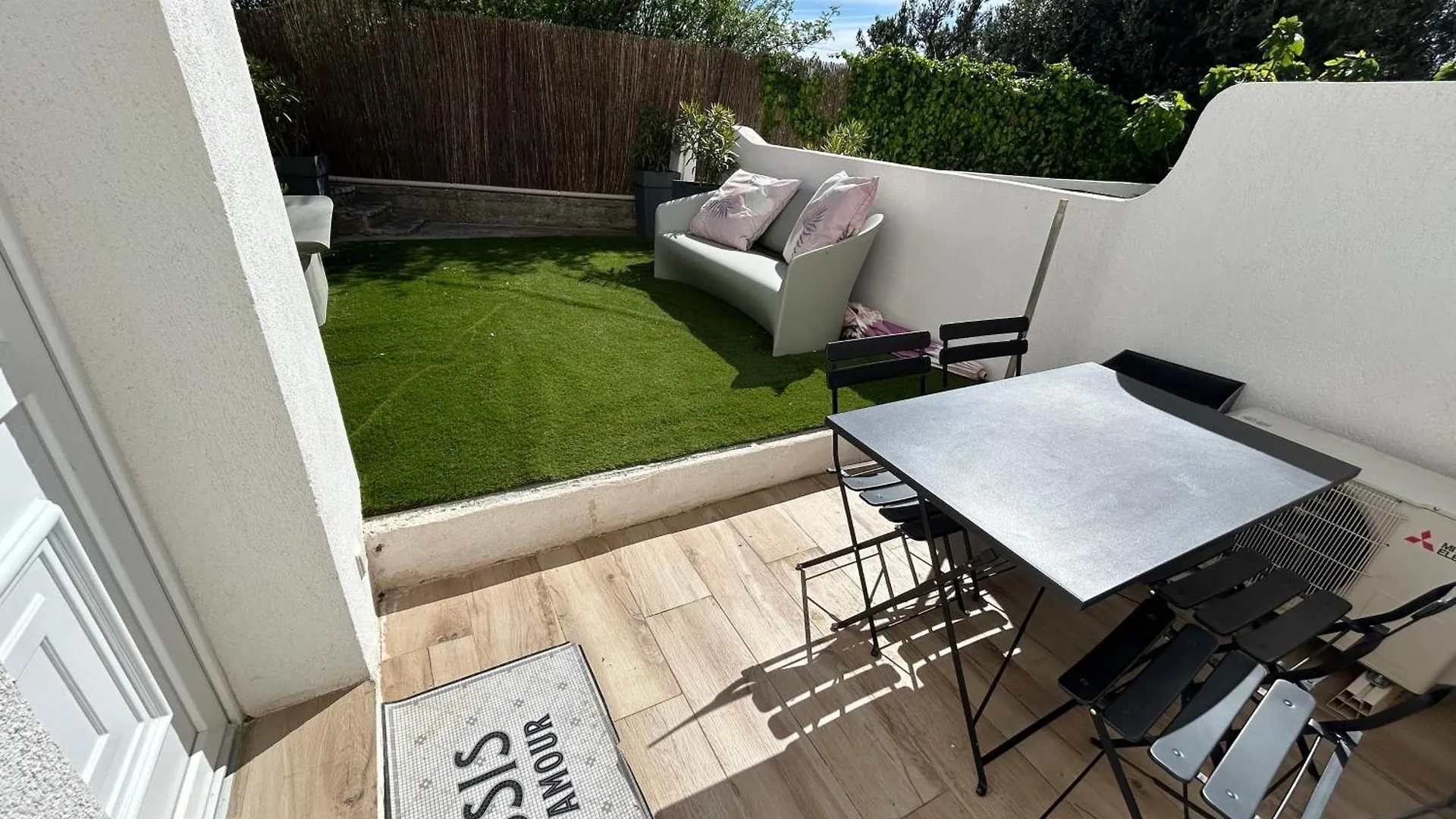 Appart T2 Calme Aux Terrasses Каси Апартаменты